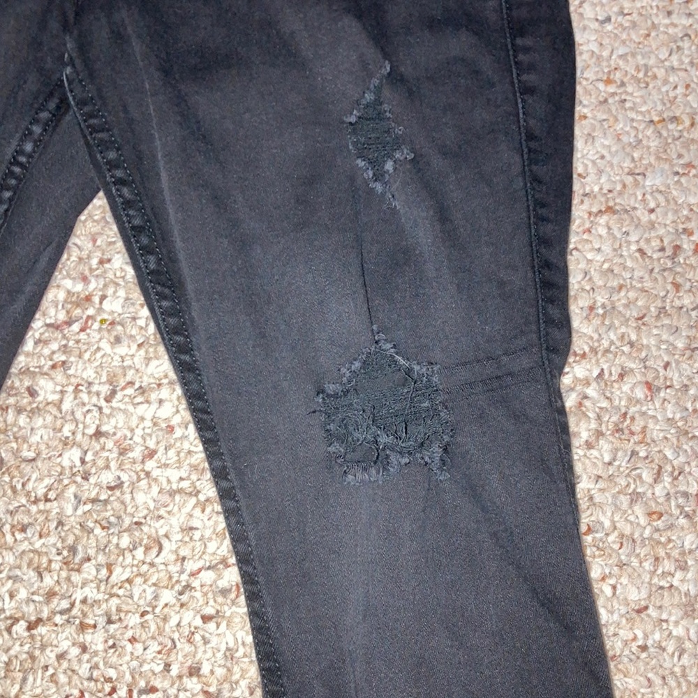 Curvy High Rise Hollister Jeans - Picture 3 of 6